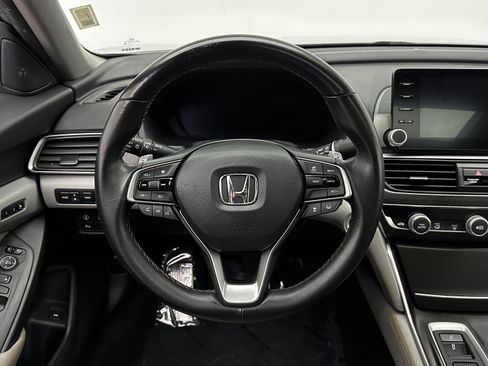 Used 2019 Honda Accord Touring image 21