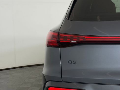 Used 2025 Audi Q5 Premium w/ Convenience Package AWD/4WD image 13