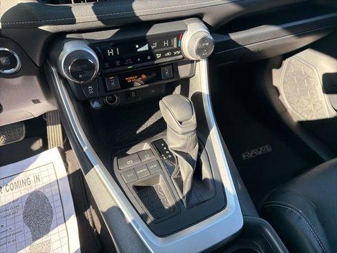 Used 2019 Toyota RAV4 XLE image 24