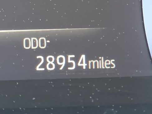 Used 2023 Toyota Highlander XLE image 24