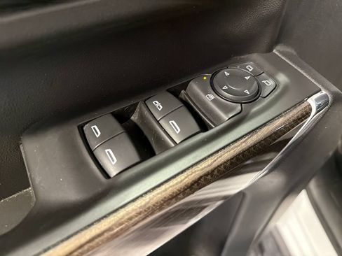 Used 2020 Chevrolet Silverado 2500 LT w/ Convenience Package AWD/4WD image 31