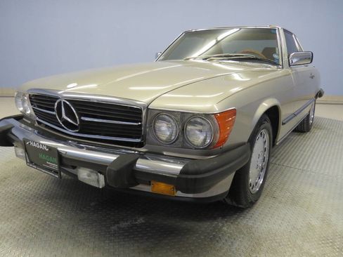 Used 1988 Mercedes-Benz 560 SL image 29