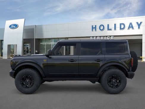 New 2026 Ford Bronco Badlands AWD/4WD image 3
