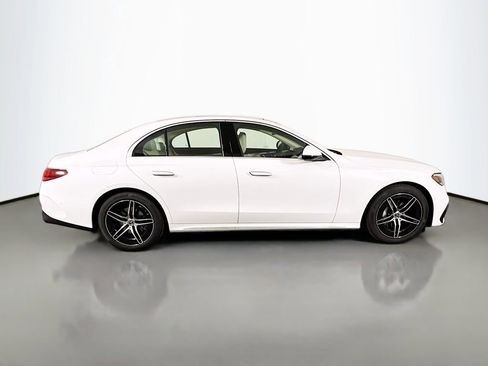 New 2026 Mercedes-Benz E 350 4MATIC Sedan image 8