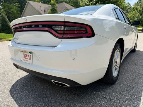 Used 2021 Dodge Charger SXT RWD image 5