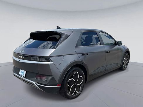 Used 2024 Hyundai Ioniq 5 SEL RWD image 4