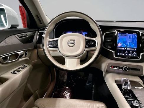Certified 2023 Volvo XC90 B6 Ultimate AWD/4WD image 8