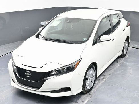 Used 2023 Nissan Leaf S image 41