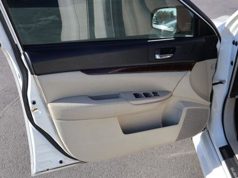 Used 2014 Subaru Legacy 2.5i Limited w/ Moonroof Package image 13