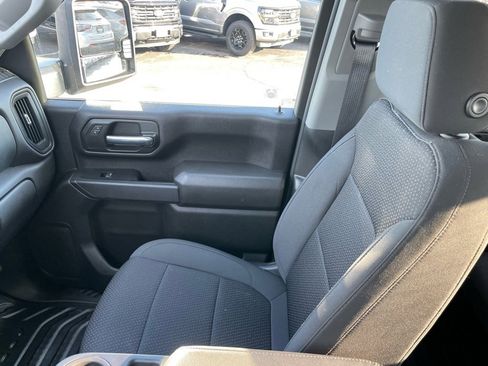 Used 2023 GMC Sierra 2500 Pro w/ Convenience Package image 18