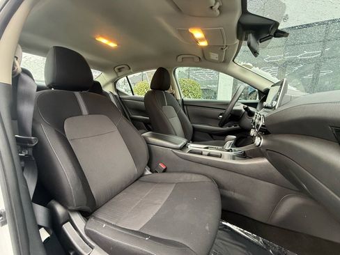 Used 2024 Nissan Sentra SV image 28