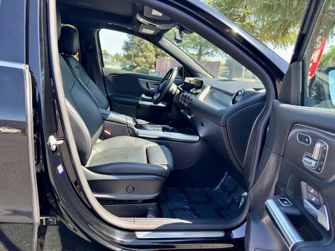 Used 2022 Mercedes-Benz GLA 250 image 10