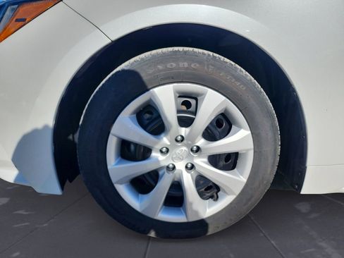 Certified 2024 Toyota Corolla LE image 14