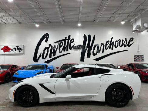 Used 2017 Chevrolet Corvette Stingray Coupe w/ Carbon Flash Badge Package RWD image 2