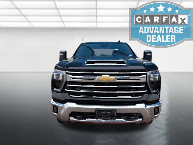 Used 2026 Chevrolet Silverado 2500 LTZ AWD/4WD image 4
