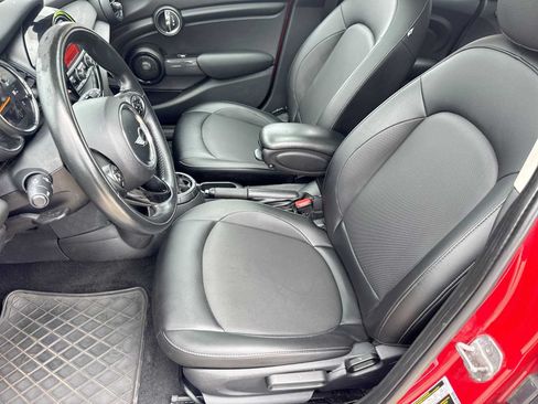 Used 2015 MINI Cooper 4-Door Hardtop FWD image 15