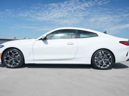 New 2026 BMW 430i Coupe w/ Parking Assistance Package image 4