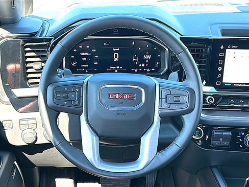 Used 2026 GMC Sierra 1500 SLT AWD/4WD image 23
