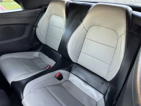 Certified 2024 Ford Mustang Premium image 10