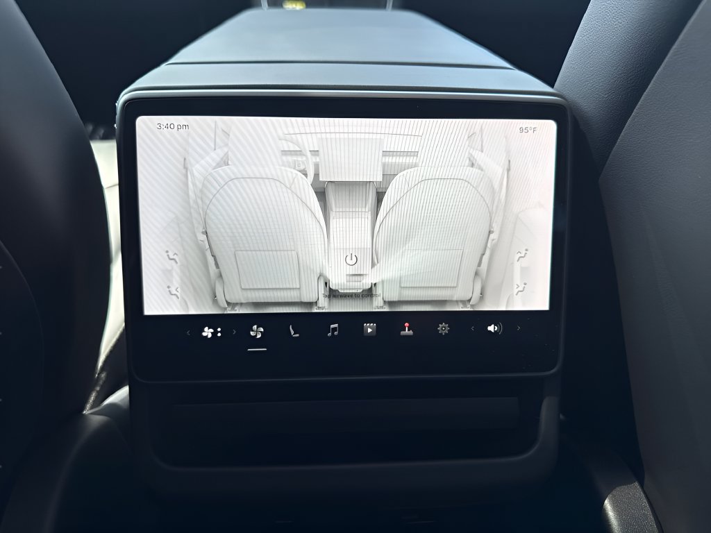 Used 2026 Tesla Model Y 2WD image 13