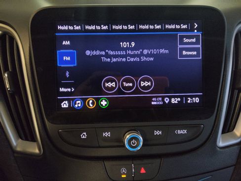 Used 2023 Chevrolet Malibu LS w/ Driver Confidence Package FWD image 25