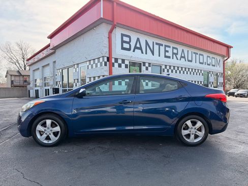 Used 2013 Hyundai Elantra GLS FWD image 2