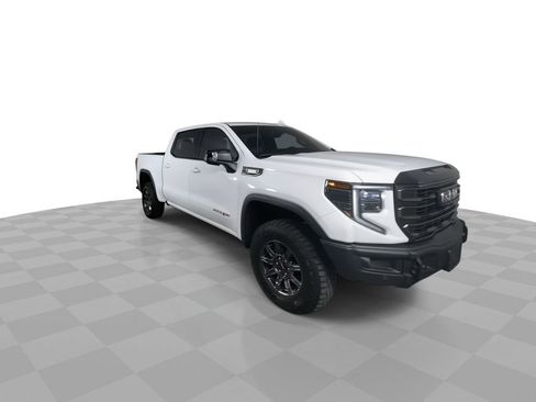 Used 2025 GMC Sierra 1500 AT4X image 2