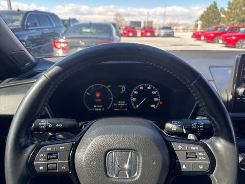 Used 2023 Honda CR-V Sport Touring image 18