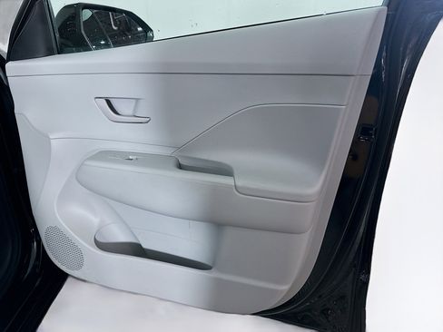 Used 2024 Hyundai Kona SEL FWD image 31
