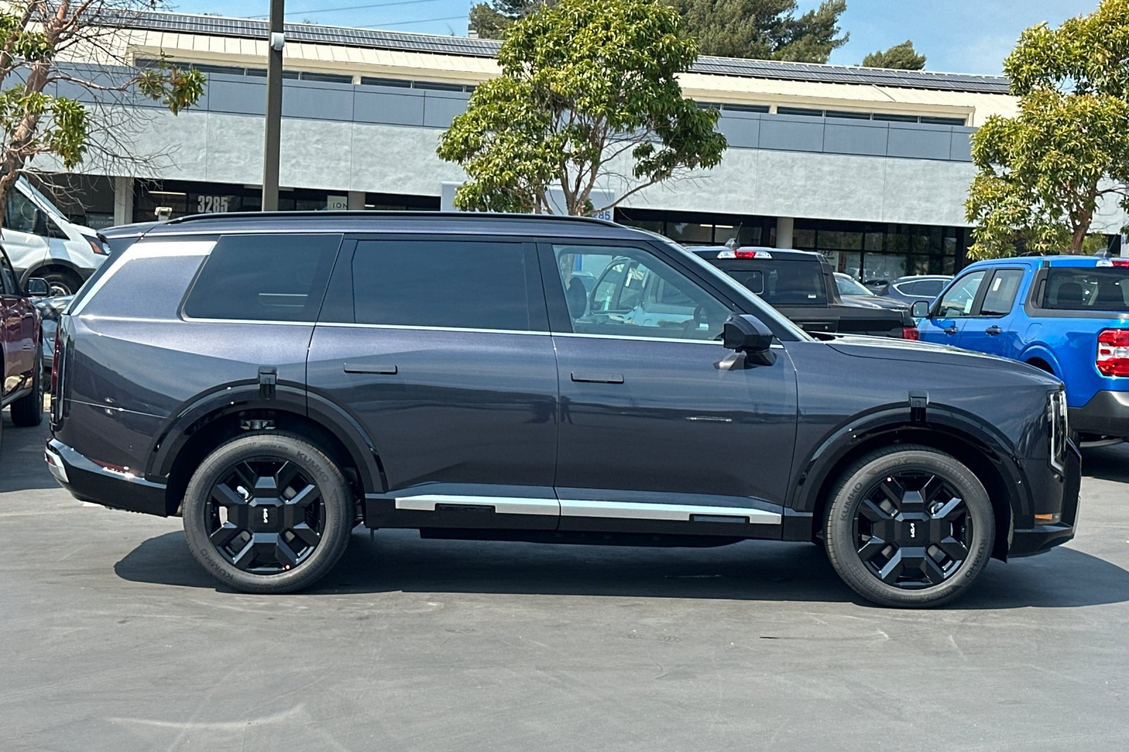 New 2027 Kia Telluride SX Prestige AWD/4WD image 3
