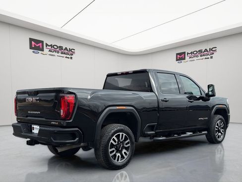 Used 2023 GMC Sierra 3500 AT4 w/ Gooseneck/5TH Wheel Package image 3