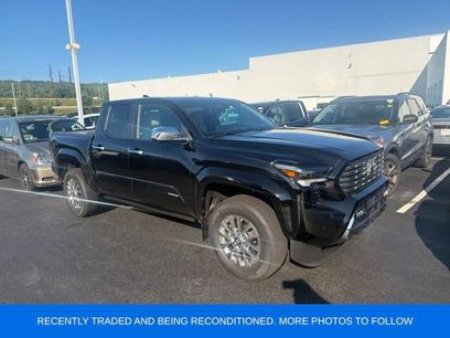 Used 2024 Toyota Tacoma Limited w/ Limited Package (LT)