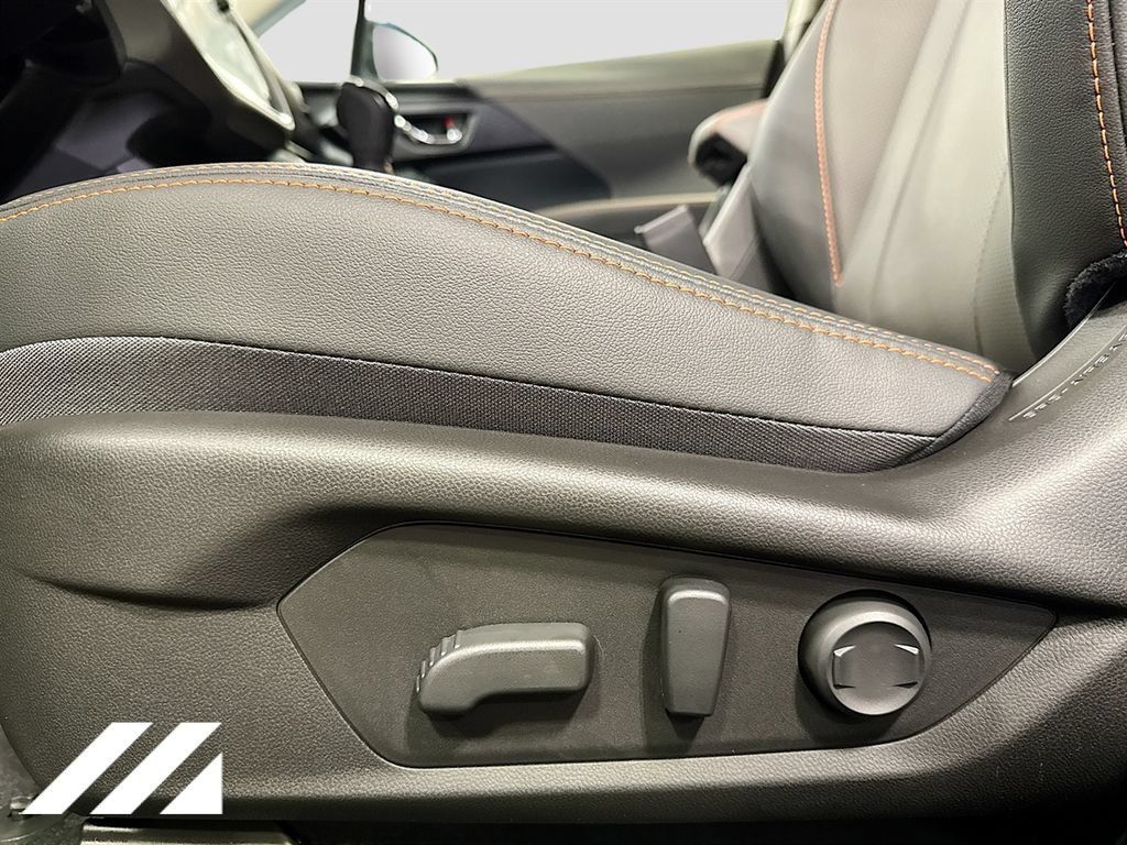 New 2026 Subaru Crosstrek 2.5i Limited w/ Crosstrek Mirror Package AWD/4WD image 21