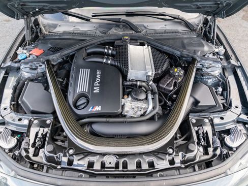 Used 2018 BMW M3 Competition image 35