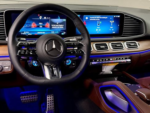 New 2026 Mercedes-Benz GLE 53 AMG 4MATIC image 25
