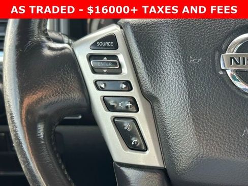 Used 2019 Nissan Titan SV w/ SV Convenience Package image 21