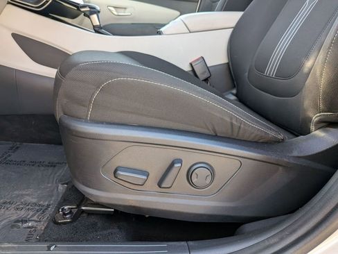 Used 2024 Hyundai Tucson SEL image 17