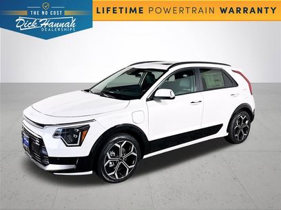 New 2025 Kia Niro SX Touring