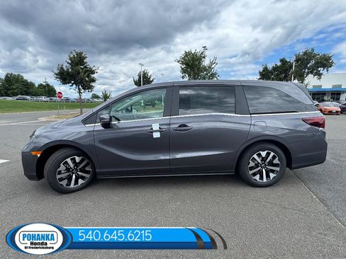 New 2026 Honda Odyssey EX-L image 2