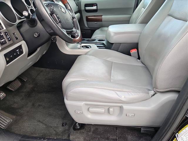 Used 2012 Toyota Sequoia Platinum AWD/4WD image 17