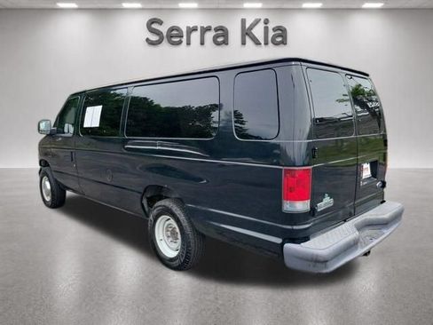 Used 2006 Ford E-350 and Econoline 350 Extended Super Duty RWD image 3