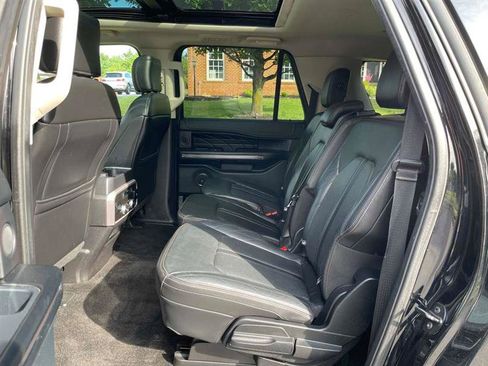 Used 2018 Ford Expedition Max Platinum AWD/4WD image 39