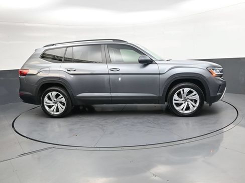 Used 2022 Volkswagen Atlas SE AWD/4WD image 4