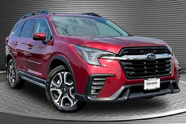 Used 2023 Subaru Ascent Limited AWD/4WD image 3