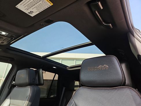 Used 2023 Chevrolet Tahoe High Country w/ Advanced Technology Package image 16