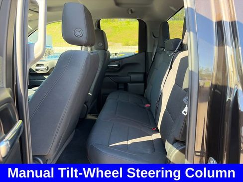 Used 2020 Chevrolet Silverado 1500 Custom w/ Custom Value Package AWD/4WD image 17