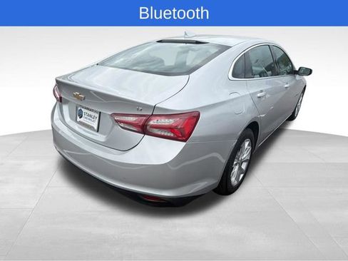 Used 2022 Chevrolet Malibu LT FWD image 4