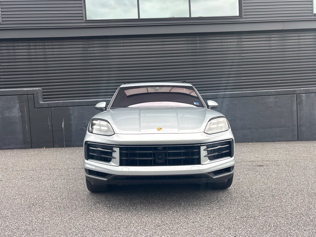 Certified 2024 Porsche Cayenne S AWD/4WD image 12