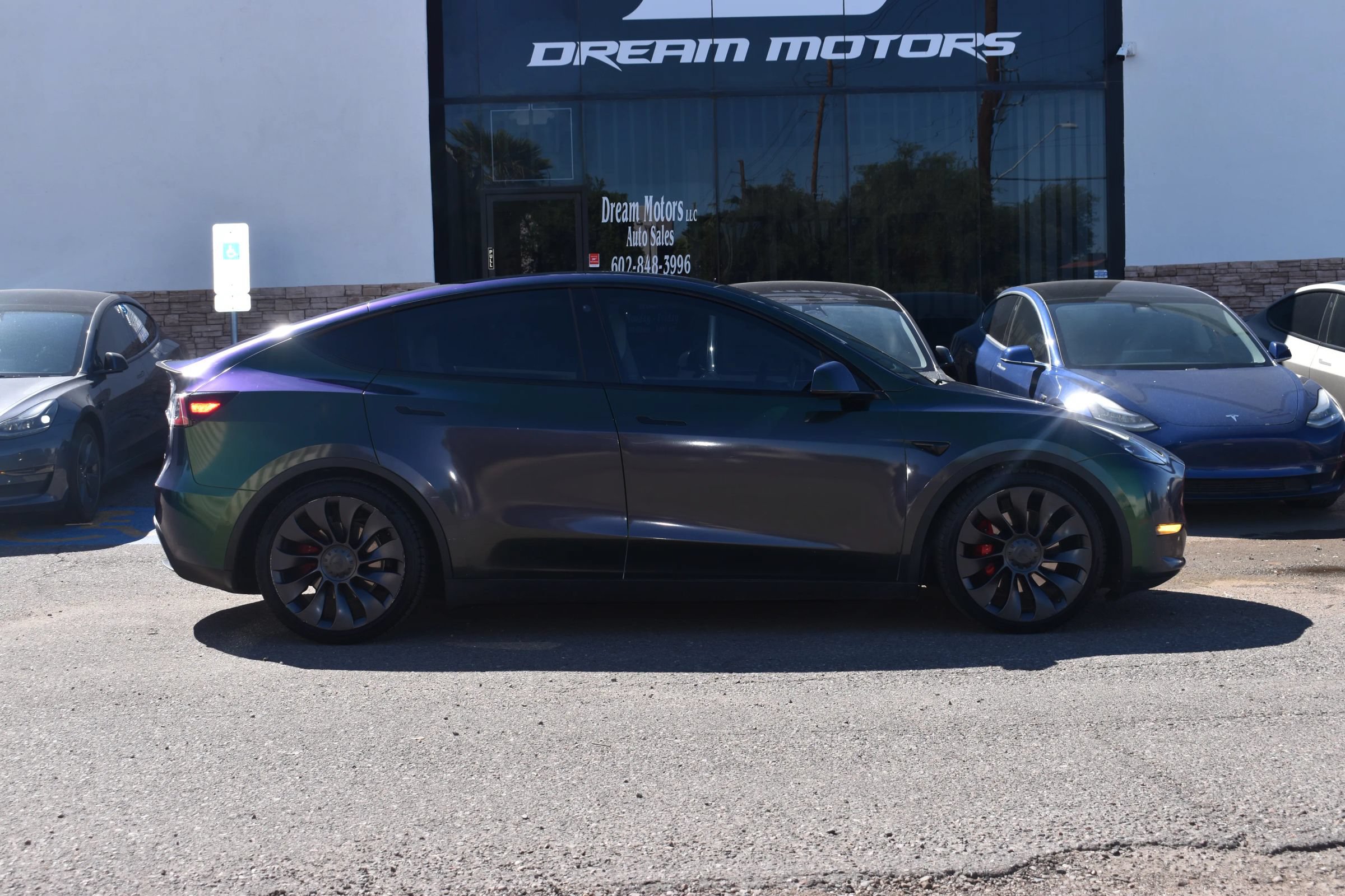 Used 2021 Tesla Model Y Performance AWD/4WD image 8