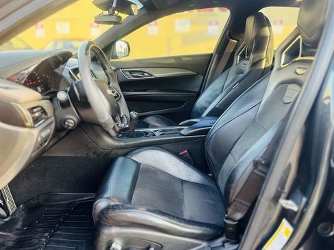 Used 2017 Cadillac ATS V w/ Luxury Package image 27